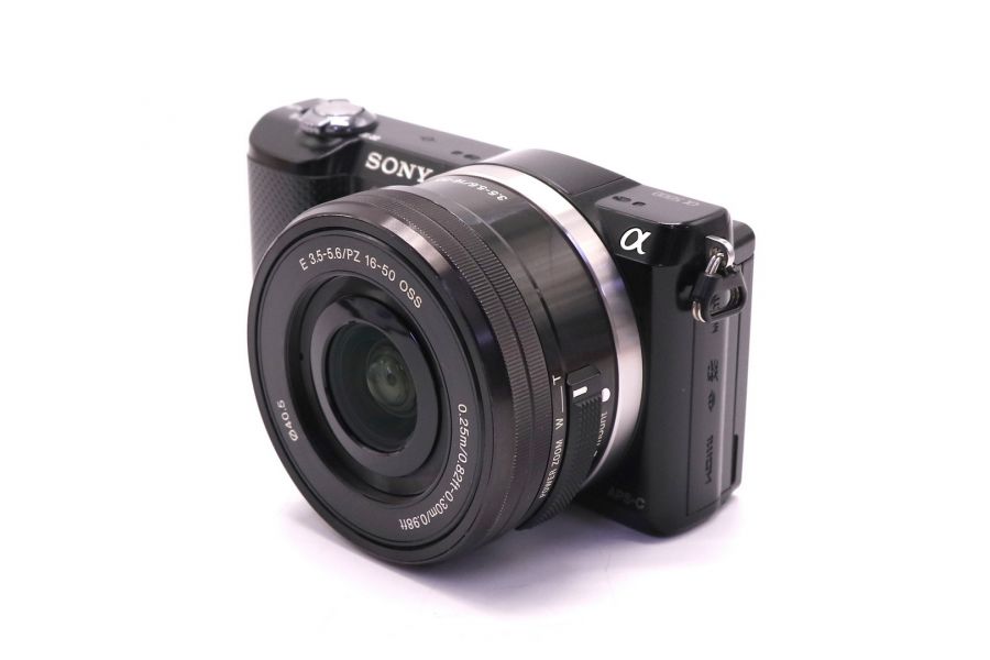Sony a5000 kit в упаковке (пробег 9030 кадров)