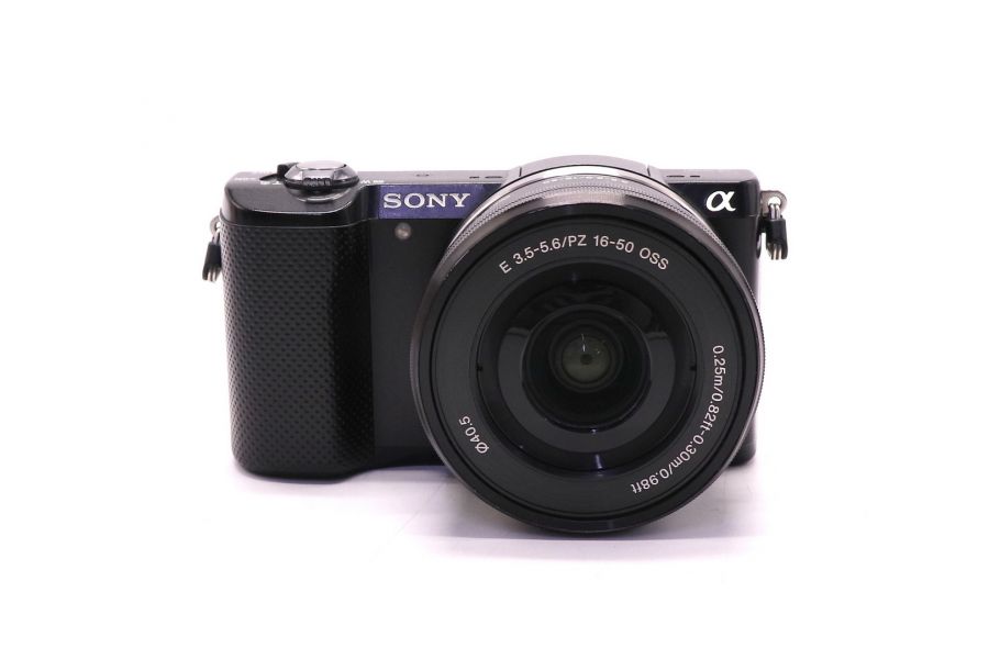 Sony a5000 kit в упаковке (пробег 9030 кадров)