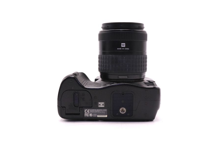 Olympus E-300 kit (пробег 13375 кадров)