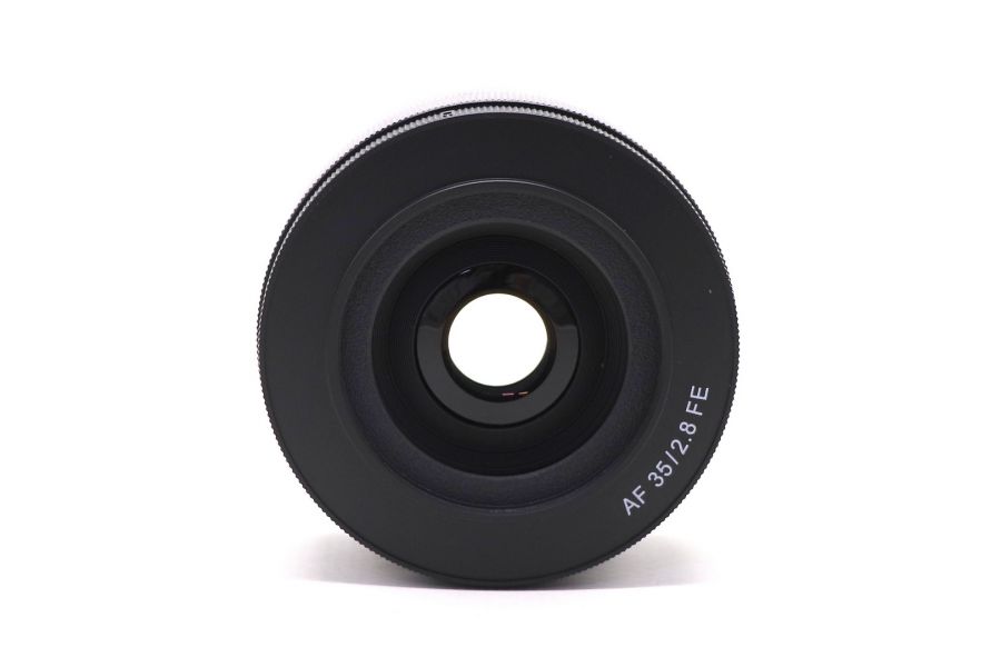 Samyang AF 35mm f/2.8