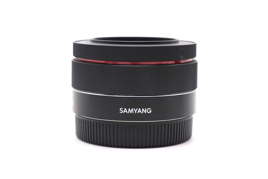 Samyang AF 35mm f/2.8
