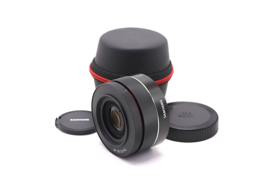 Samyang AF 35mm f/2.8