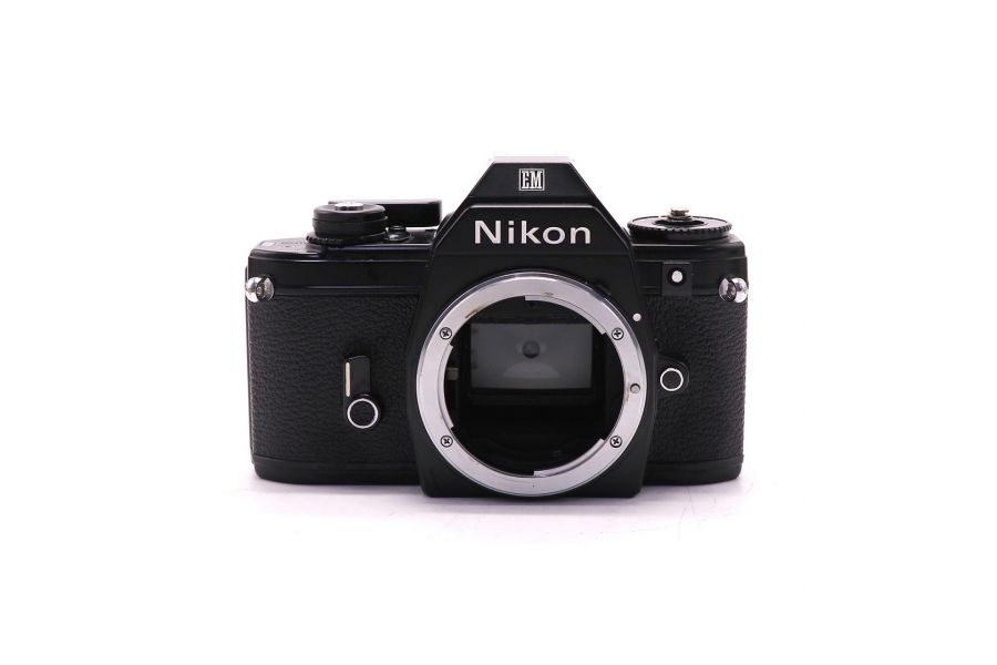 Любительский фотоаппарат Nikon EM body (Japan)