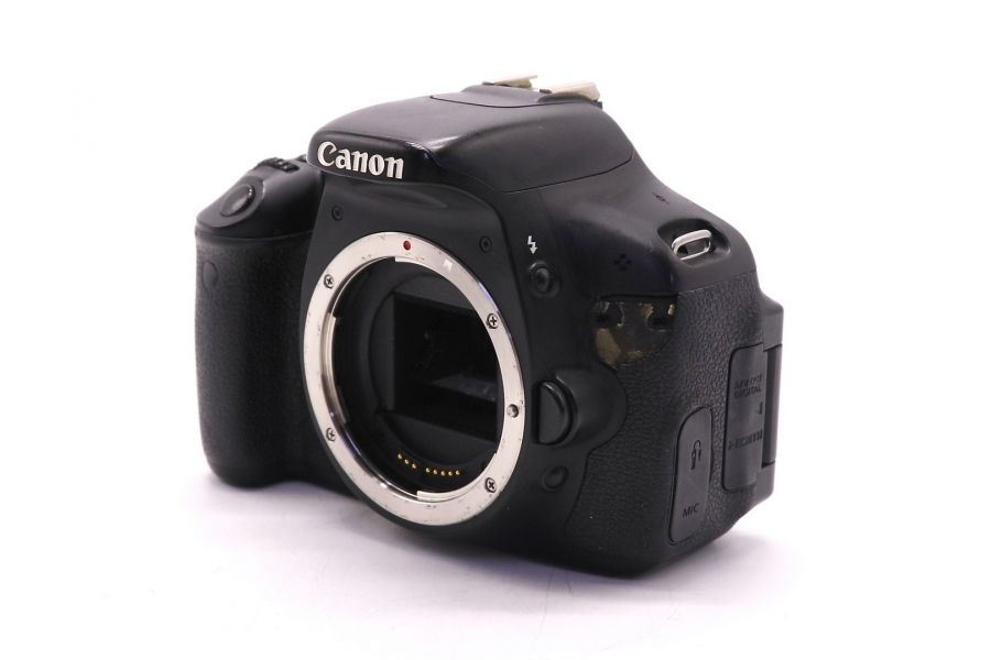 Canon EOS 600D body (пробег 13170 кадров)