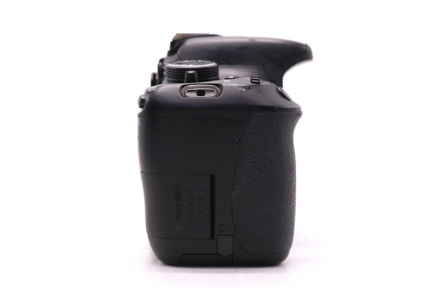 Canon EOS 600D body (пробег 13170 кадров)