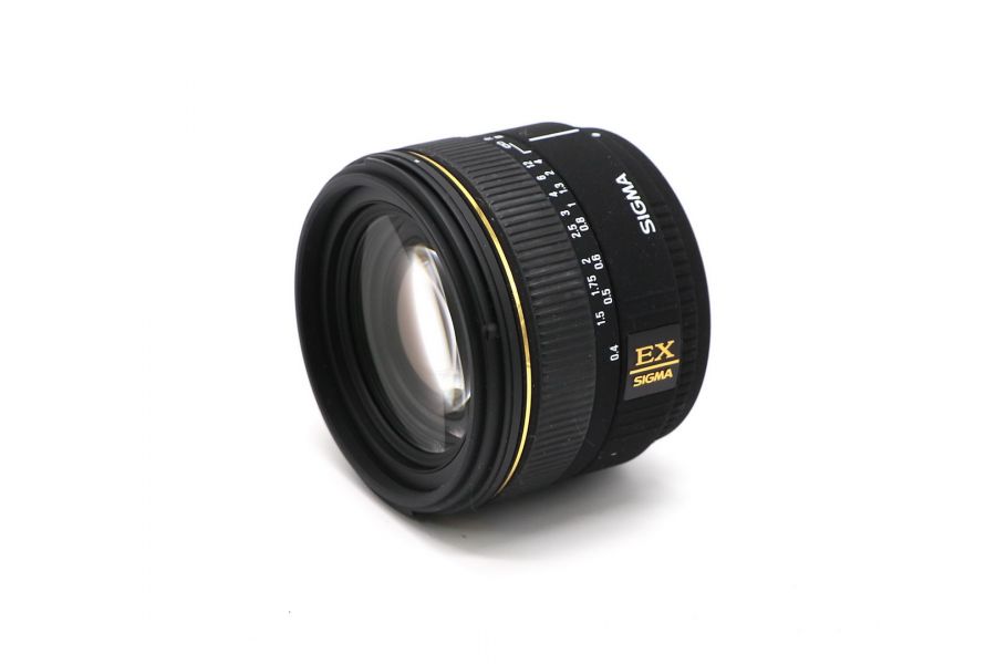 Sigma AF 30mm f/1.4 EX DC Pentax