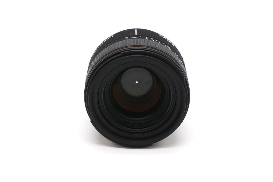 Sigma AF 30mm f/1.4 EX DC Pentax