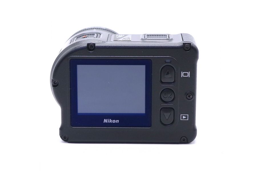 Экшен-камера Nikon KeyMission 170 в упаковке