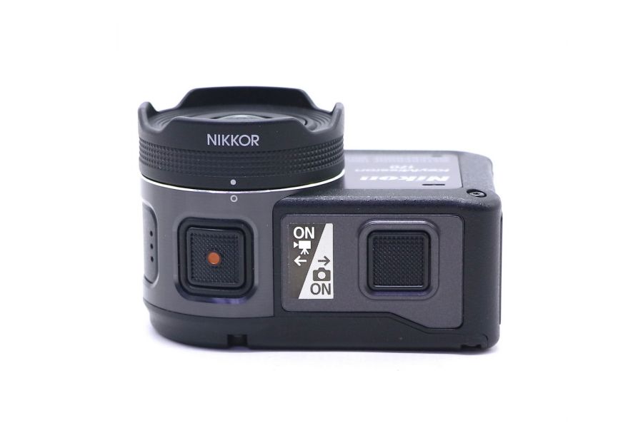 Экшен-камера Nikon KeyMission 170 в упаковке