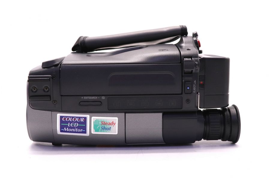 Видеокамера Sony CCD-TRV24E (Japan, 2001г.)