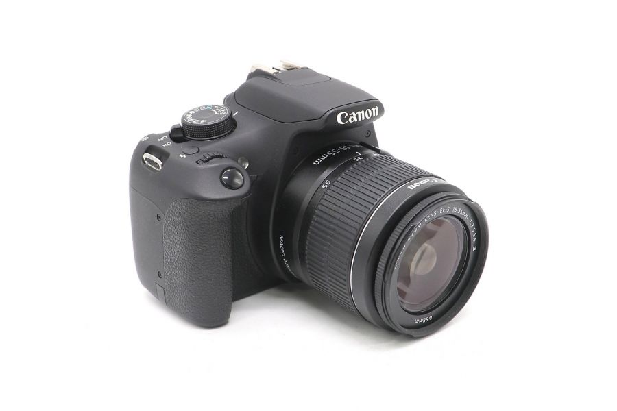 Canon EOS 1200D kit (пробег 8200 кадров)