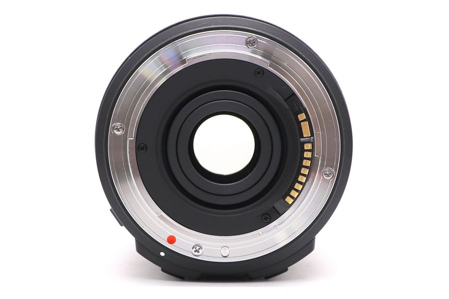 Sigma AF 18-200mm f/3.5-6.3 DC OS Canon EF-S в упаковке