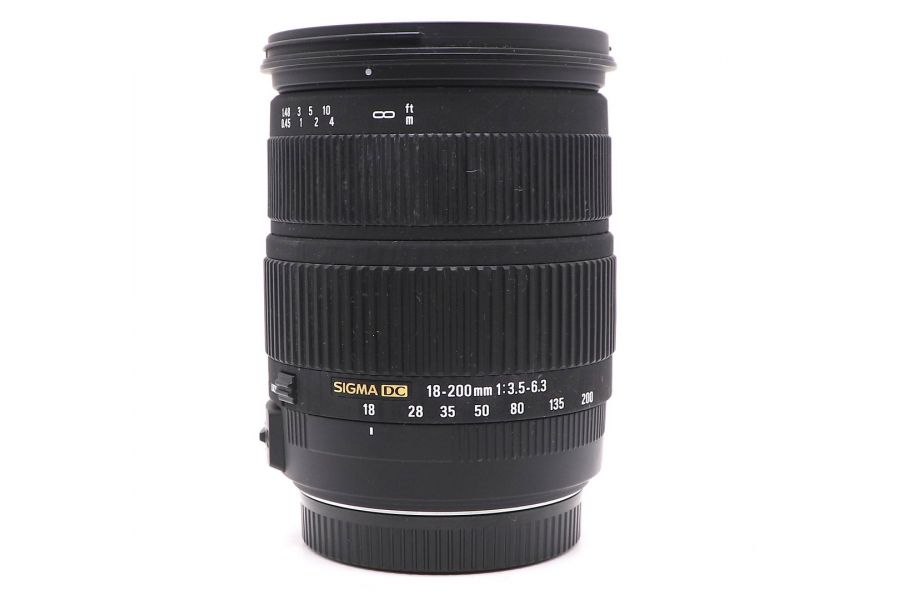 Sigma AF 18-200mm f/3.5-6.3 DC OS Canon EF-S в упаковке