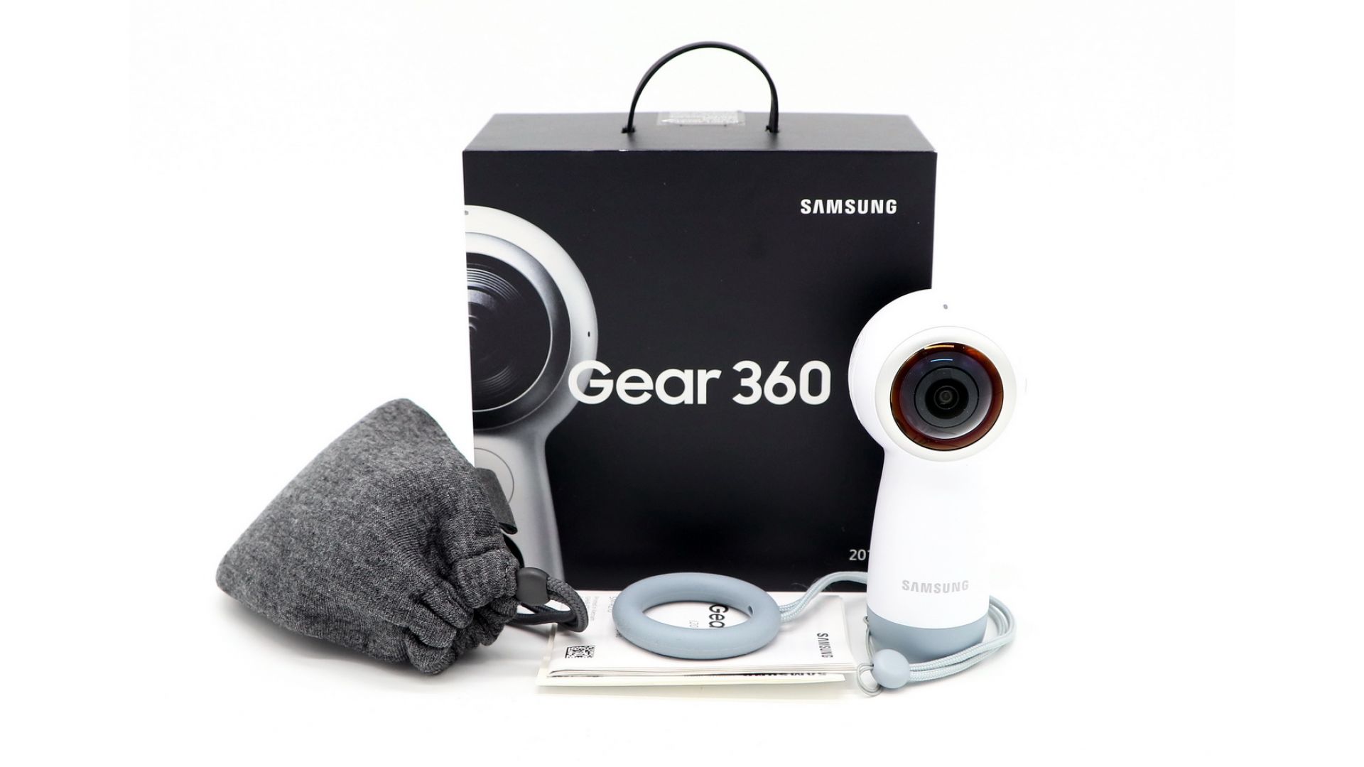 Samsung 360 отзывы. Камера самсунг 360 Gear. Экшн-камера Samsung Gear 360. Samsung Gear 360 rith01. Самсунг Gear экшн камера.