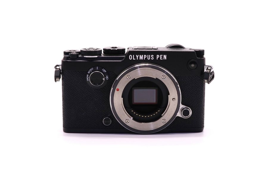 Olympus Pen-F body в упаковке (пробег 3000 кадров)