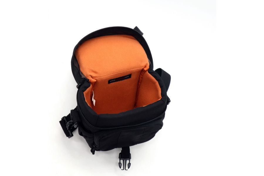Сумка LowePro Adventura 120