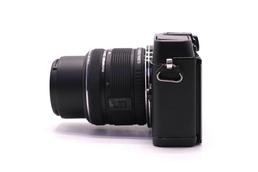 Olympus Pen E-P5 kit (пробег 4750 кадров)
