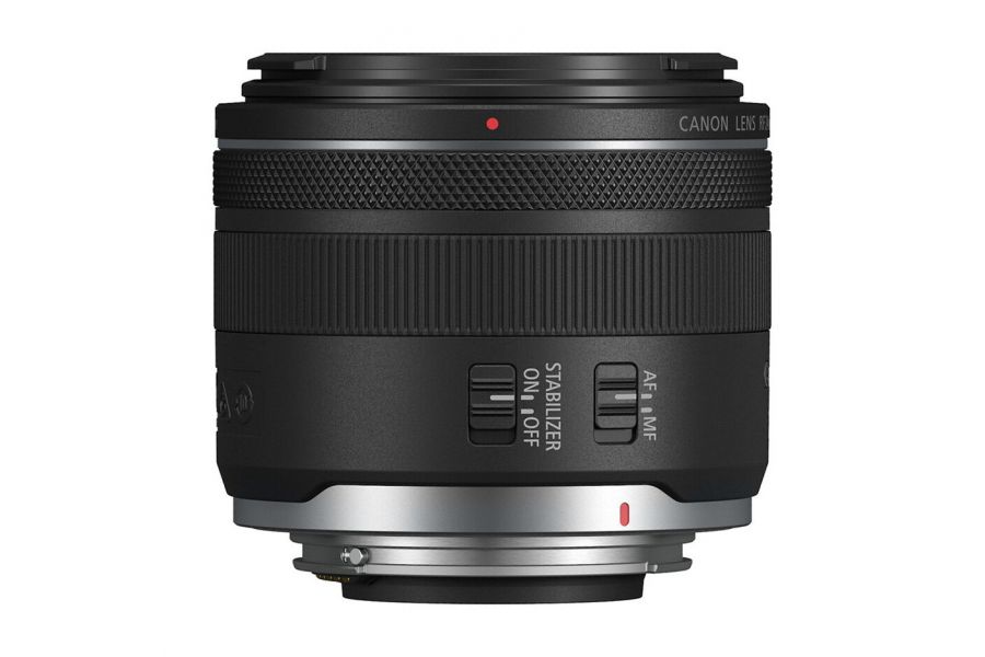 Canon RF 24mm f/1.8 Macro IS STM в упаковке