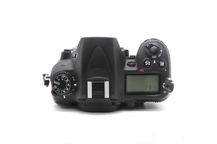 Nikon D7000 body в упаковке (пробег 6365 кадров)