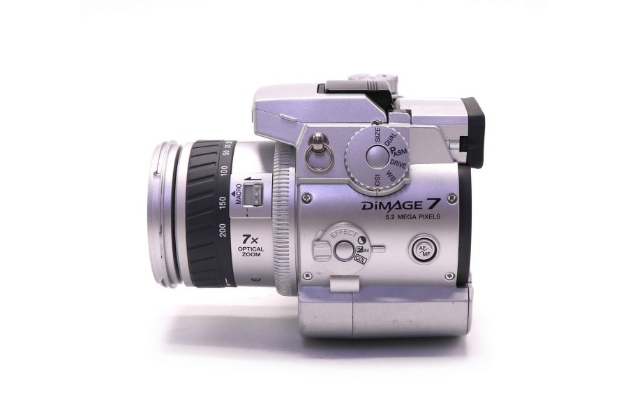 Minolta Dimage 7 (Japan, 2002)