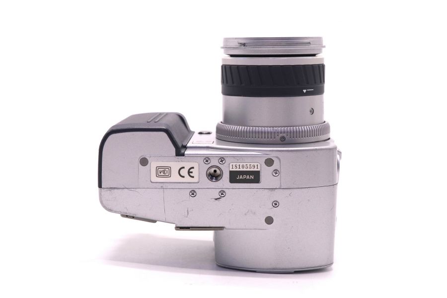 Minolta Dimage 7 (Japan, 2002)