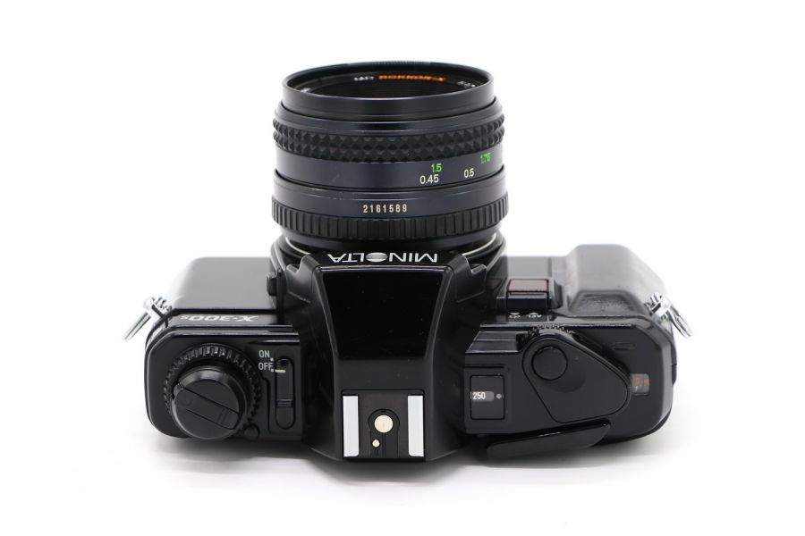 Minolta X-300s + Minolta 1.7/50 MD Rokkor-X