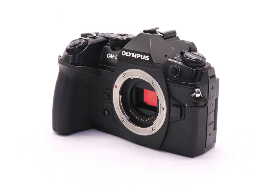 Olympus OM-D E-M1 Mark II body в упаковке (пробег 9055 кадров)