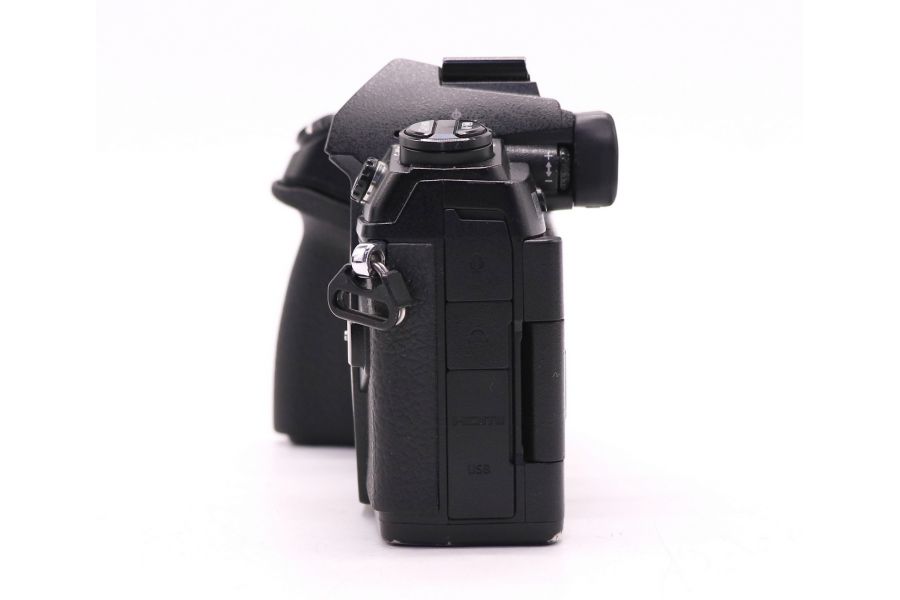 Olympus OM-D E-M1 Mark II body в упаковке (пробег 9055 кадров)