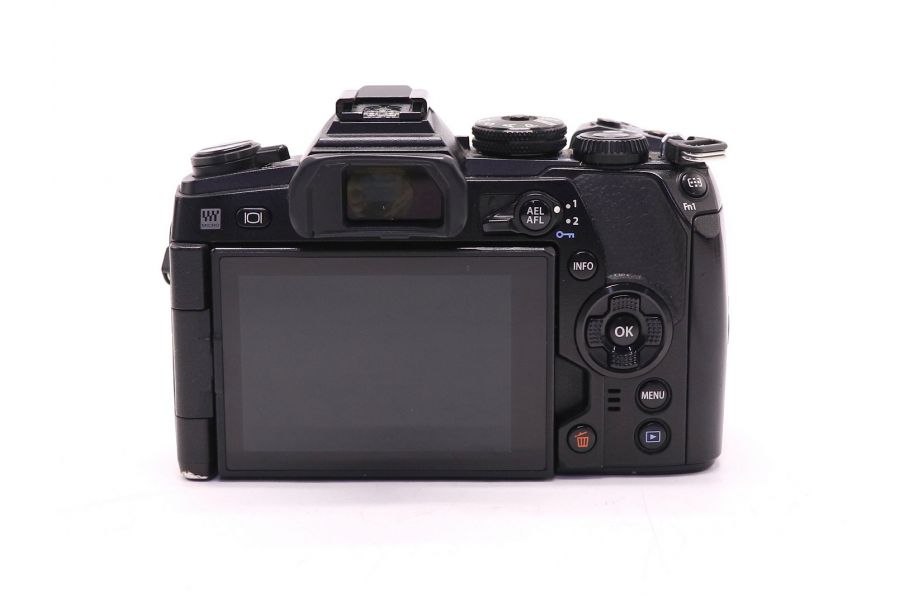 Olympus OM-D E-M1 Mark II body в упаковке (пробег 9055 кадров)