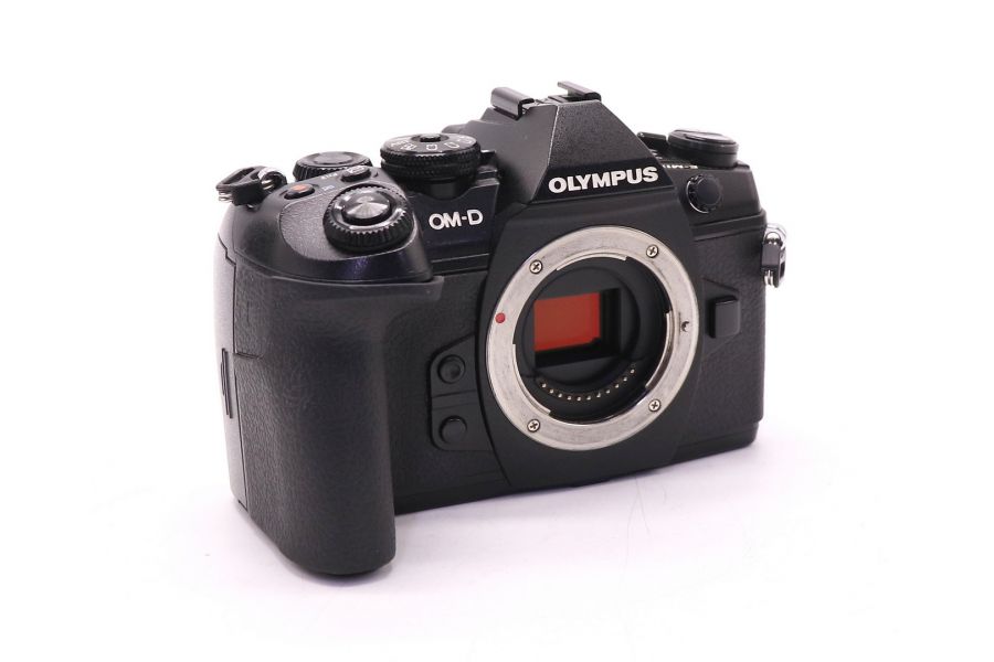 Olympus OM-D E-M1 Mark II body в упаковке (пробег 9055 кадров)