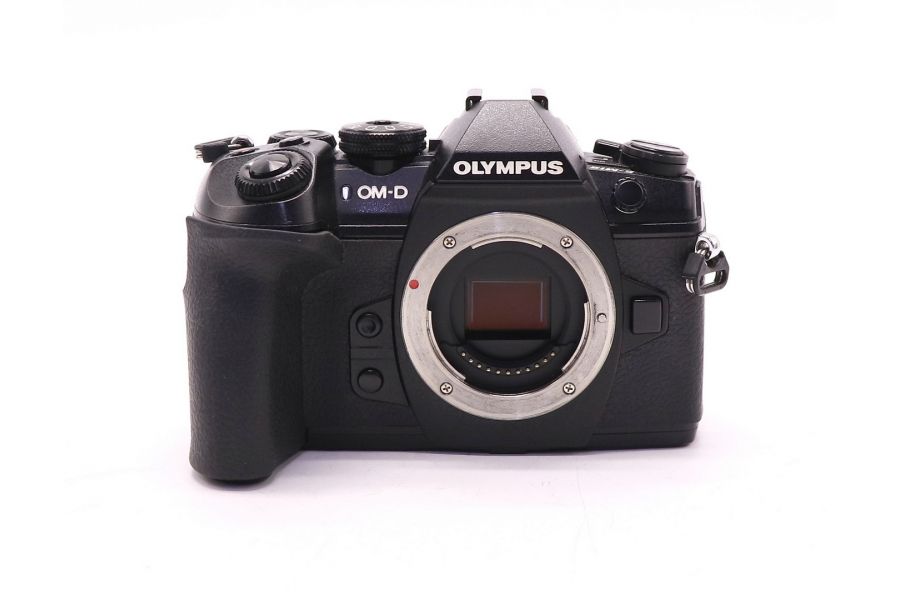 Olympus OM-D E-M1 Mark II body в упаковке (пробег 9055 кадров)