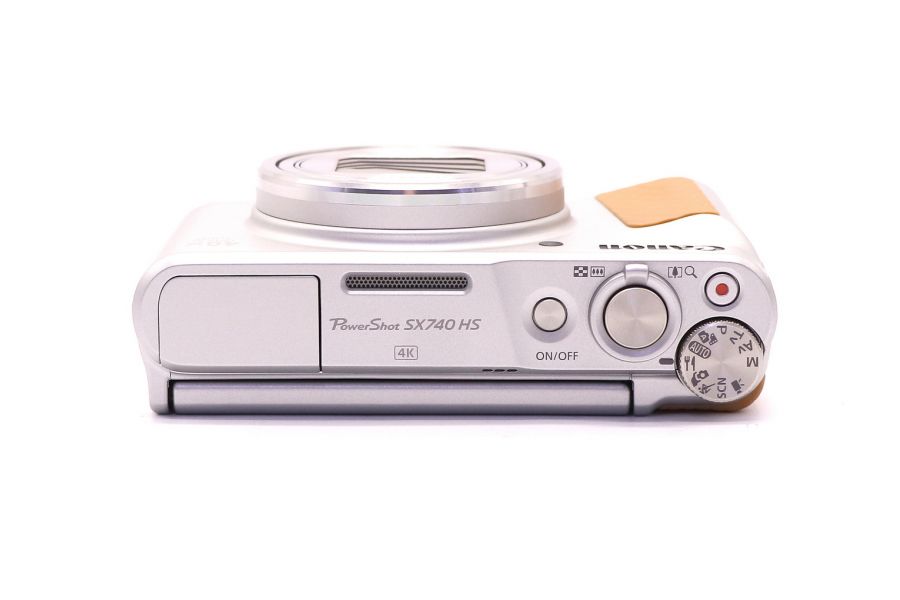 Canon PowerShot SX740 HS в упаковке