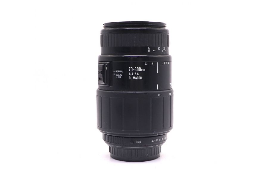 Sigma AF 70-300mm f/4-5.6 DL Macro for Pentax K