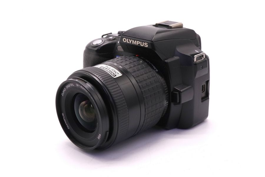 Olympus E-500 kit 14-45mm f/3.5-5.6 (пробег 21500 кадров)