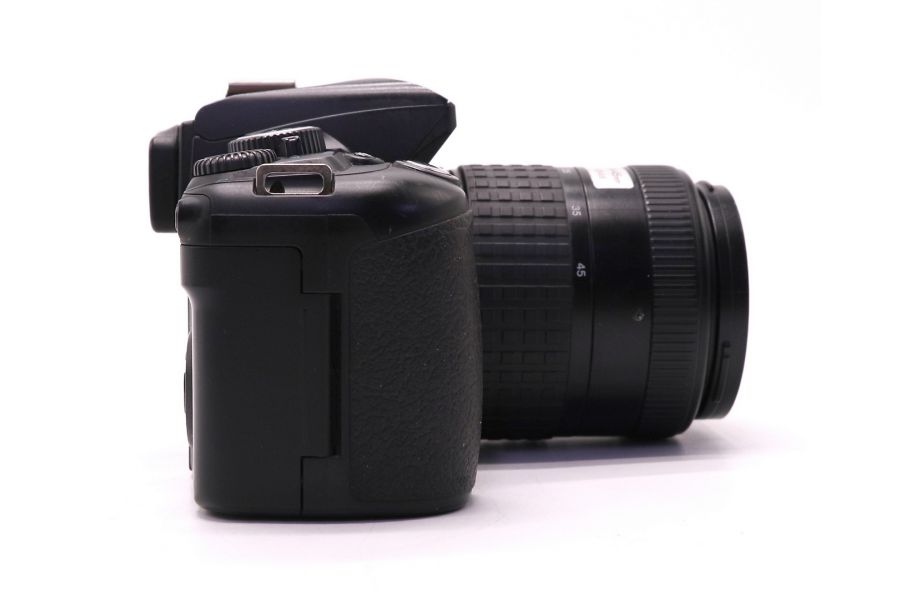 Olympus E-500 kit 14-45mm f/3.5-5.6 (пробег 21500 кадров)