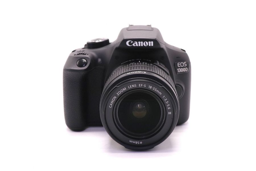 Canon EOS 1300D kit (пробег 2810 кадров)