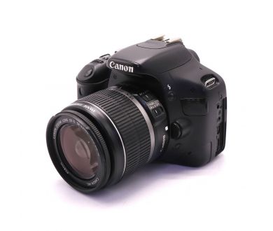Canon EOS 550D kit (пробег 28100 кадров)