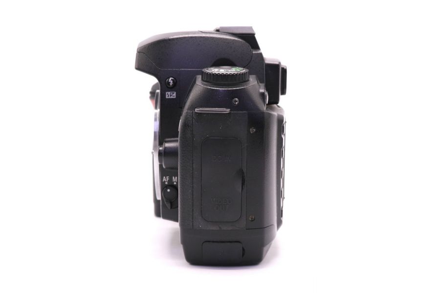 Nikon D70 body (пробег 25540 кадров)
