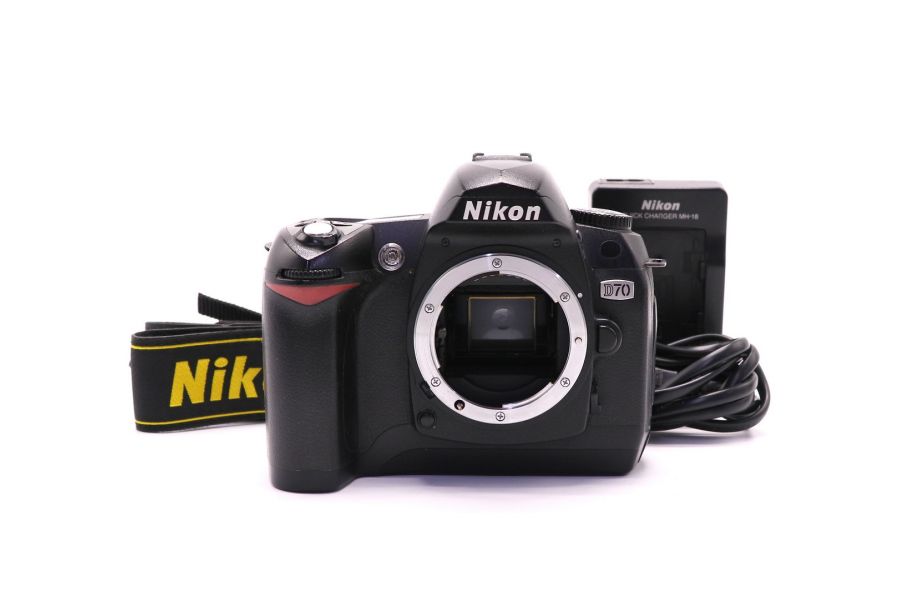 Nikon D70 body (пробег 25540 кадров)