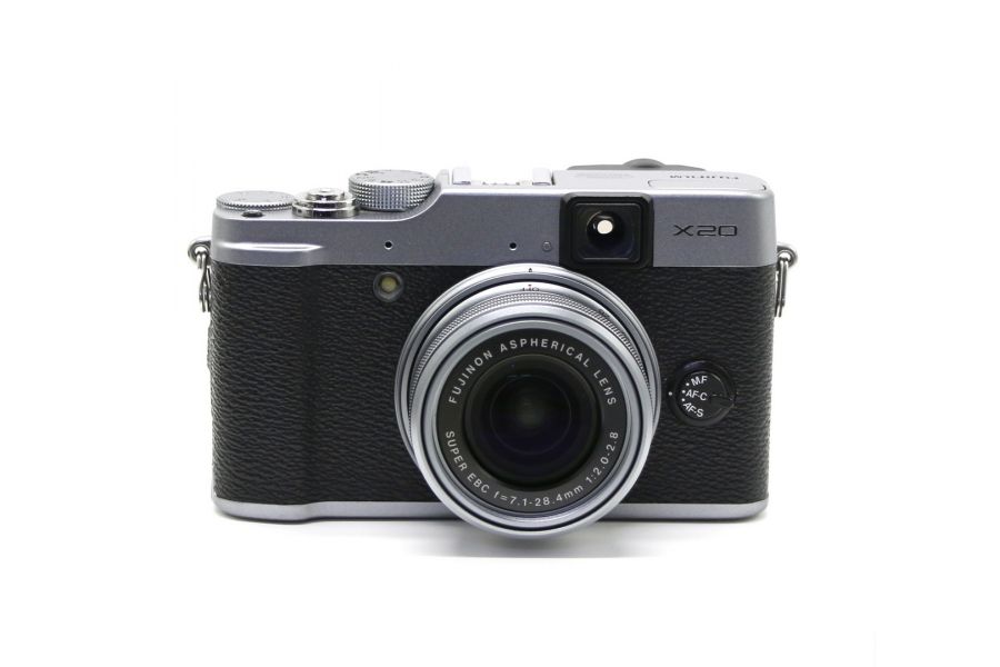 Фотокамера компактная Fujifilm X20 в упаковке