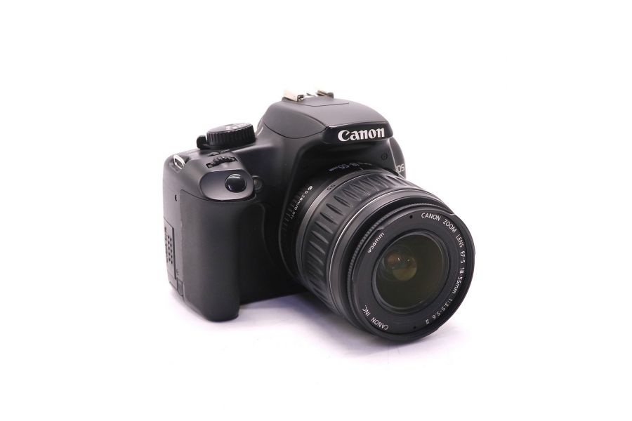 Фотокамера Canon EOS 1000D kit (пробег 21050 кадров)