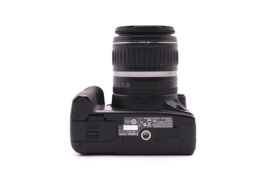 Фотокамера Canon EOS 1000D kit (пробег 21050 кадров)