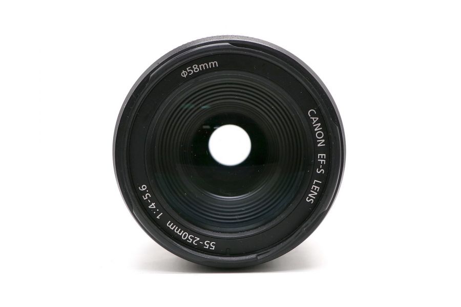 Canon EF-S 55-250mm f/4-5.6 IS б.