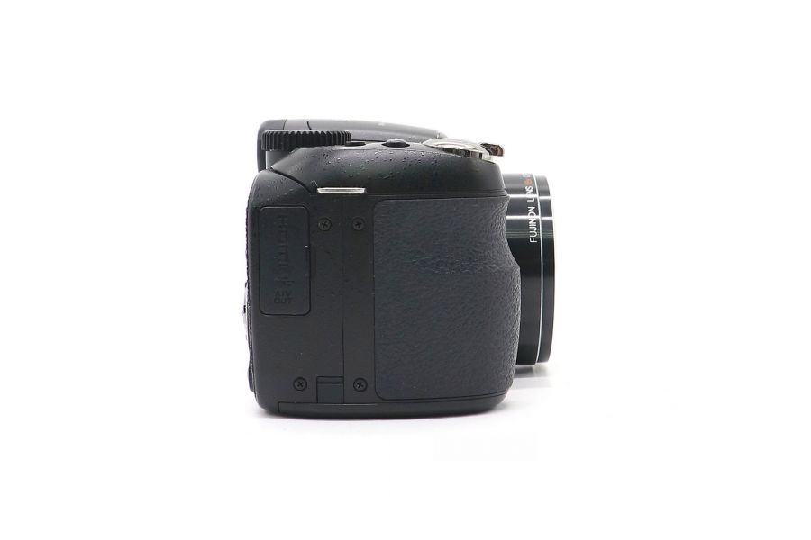 Fujifilm FinePix S2500HD