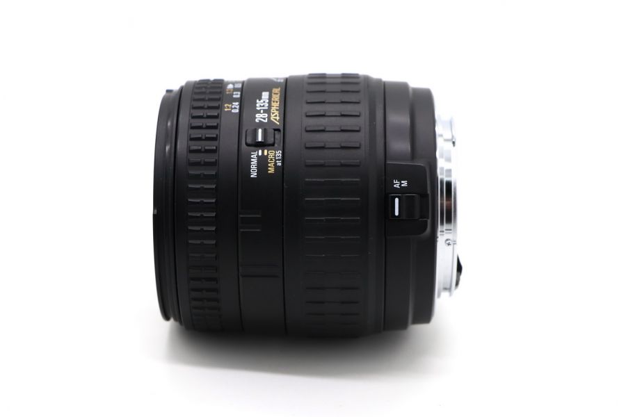 Sigma 28-135mm f/3.8-5.6 Aspherical IF Macro Canon EF неисправный
