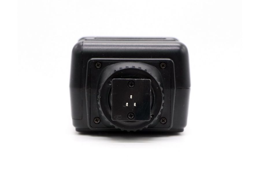 Фотовспышка Pentax AF 220T в упаковке