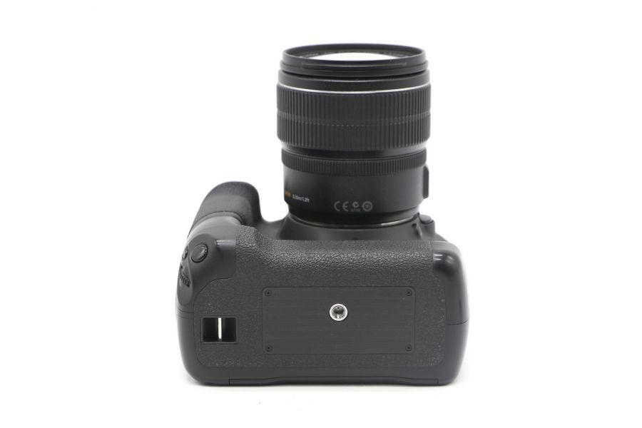Canon EOS 7D kit 15-85mm f/3.5-5.6 USM