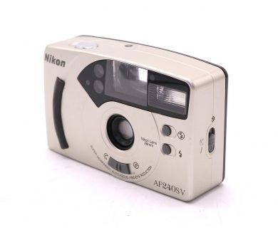 Nikon AF240SV