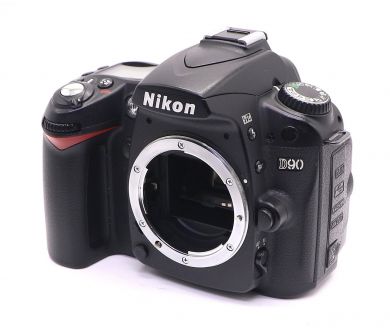 Nikon D90 body (пробег 31240 кадров)