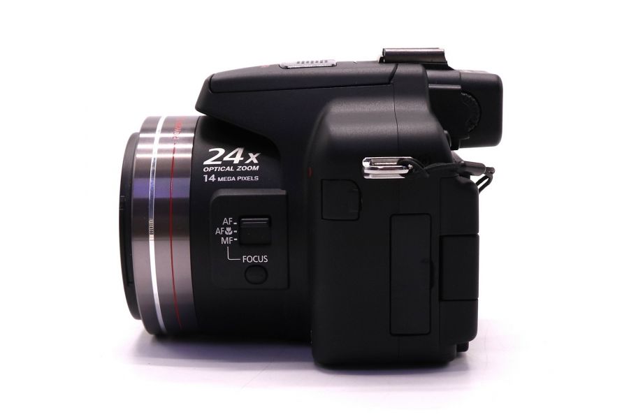 Panasonic Lumix DMC-FZ100 в упаковке